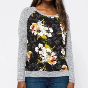 Kut from the Kloth Black and Gray Floral Top